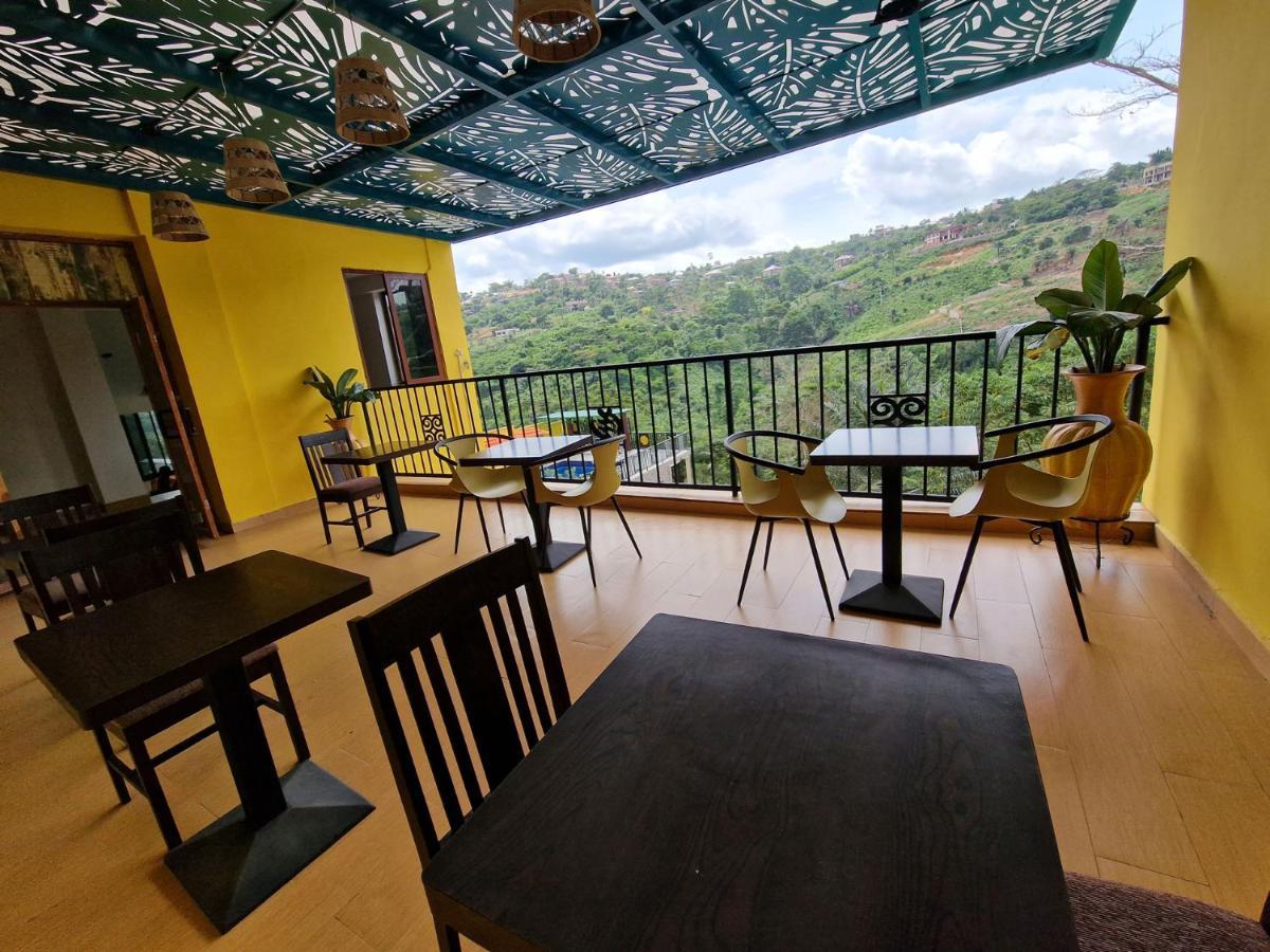 Cactus Creek Hotel Aburi Eksteriør bilde