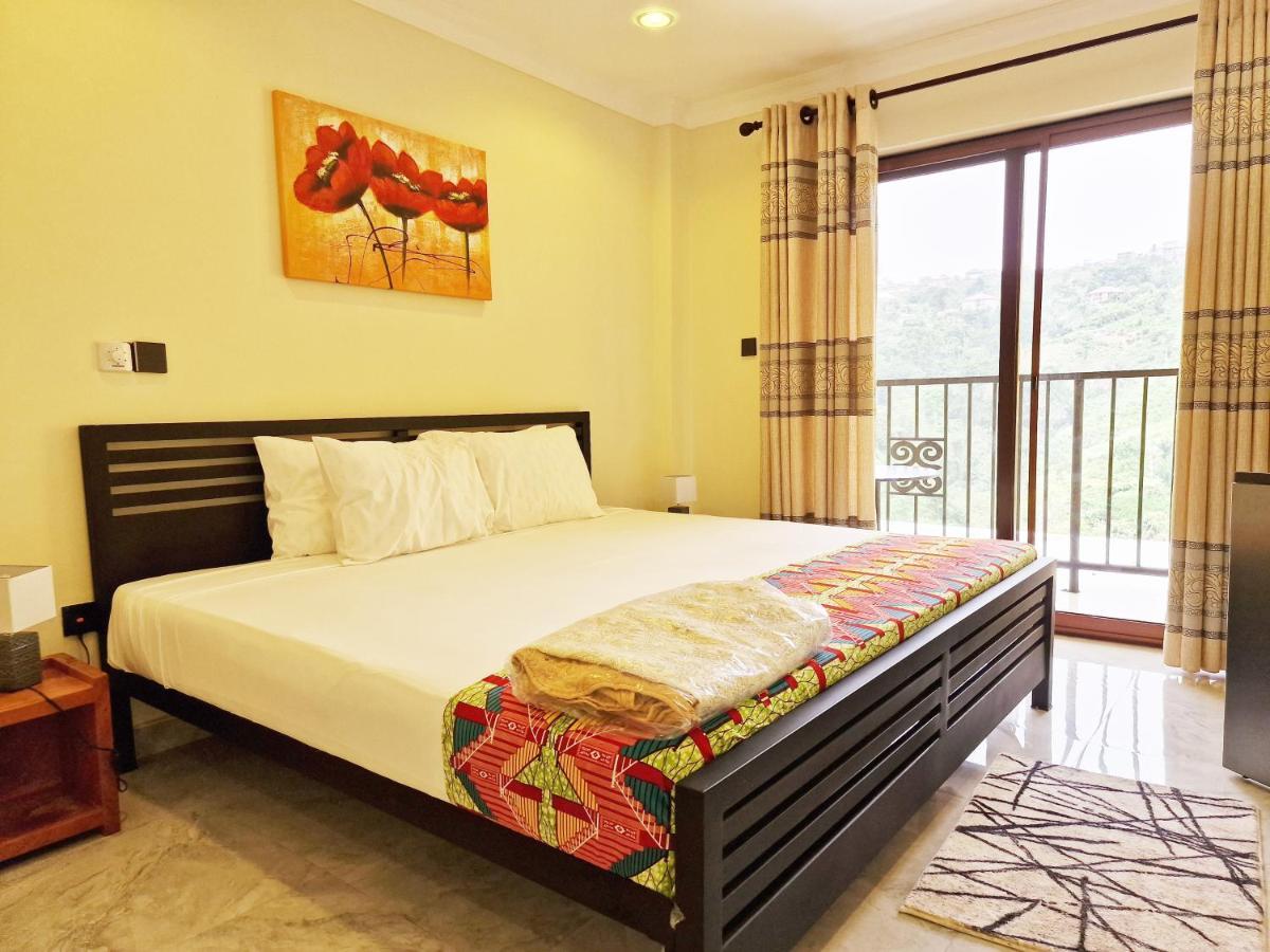 Cactus Creek Hotel Aburi Eksteriør bilde