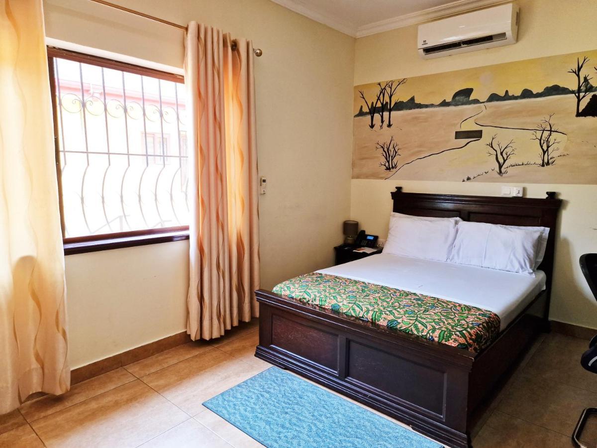 Cactus Creek Hotel Aburi Eksteriør bilde