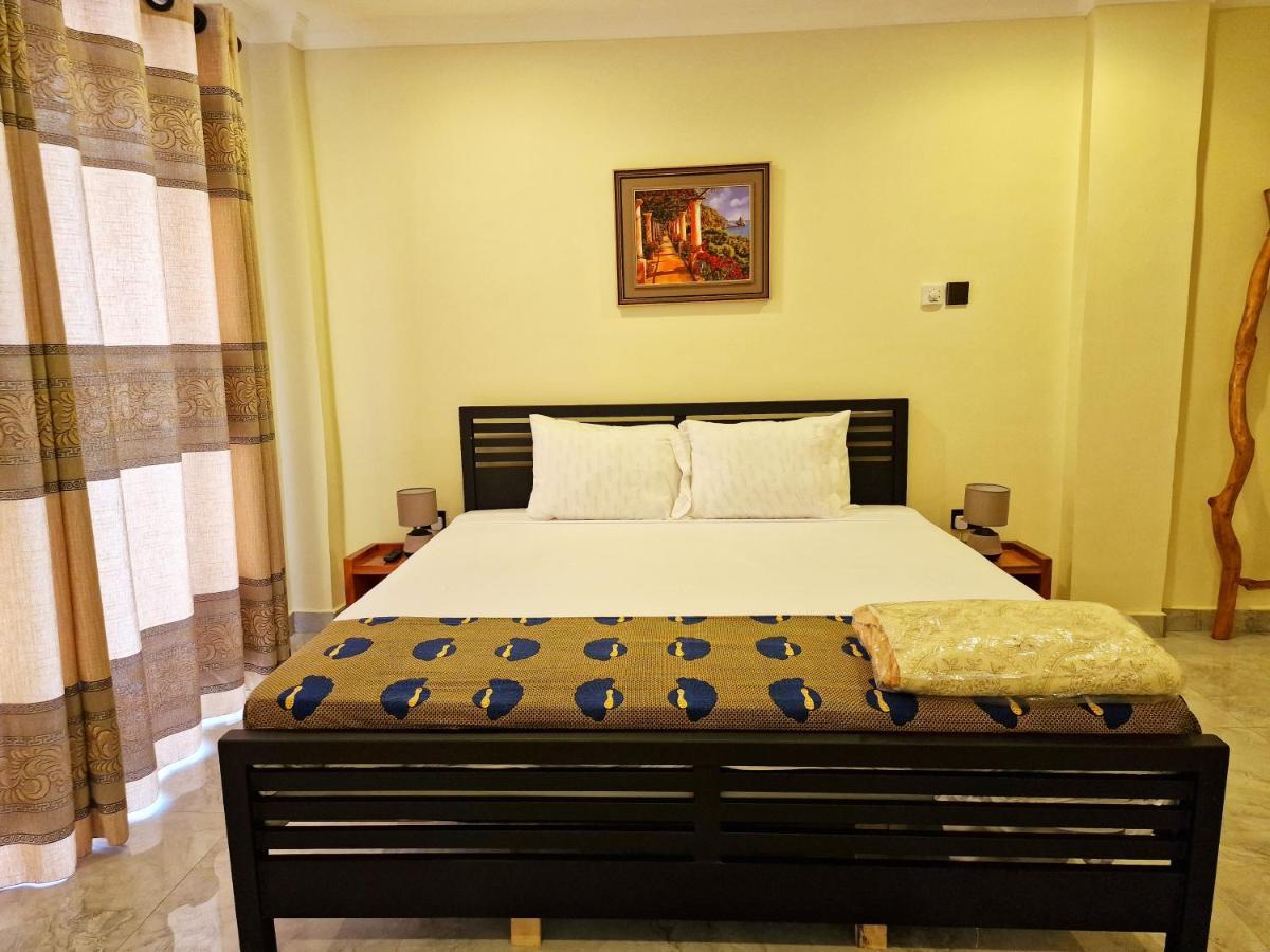 Cactus Creek Hotel Aburi Eksteriør bilde